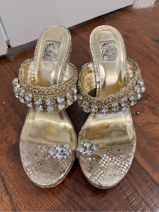 FIONI Clothing Shoes - FIONI Clothing Metallic Gold Jeweled Crochet Slide Sandals